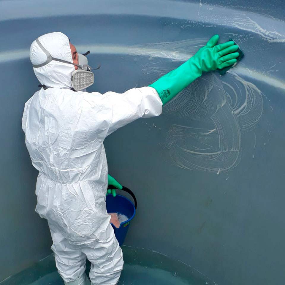 Limpieza y desinfección de pozo de agua