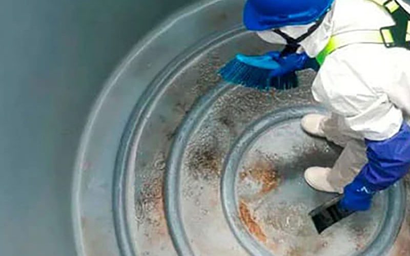 Limpieza de tanque de agua en Chacarilla